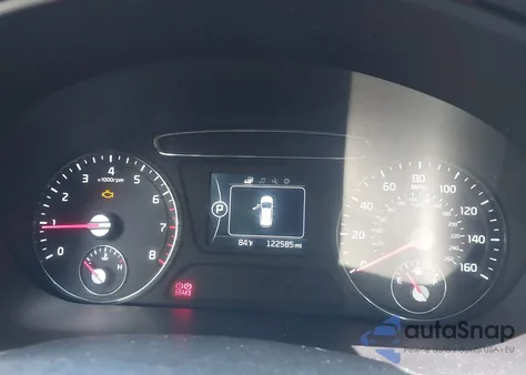 2017 Kia Sorento 2.4L Lx z USA, uszkodzony, nr VIN 5XYPGDA3XHG299657